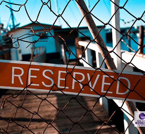 Reserved 房屋被預訂標牌